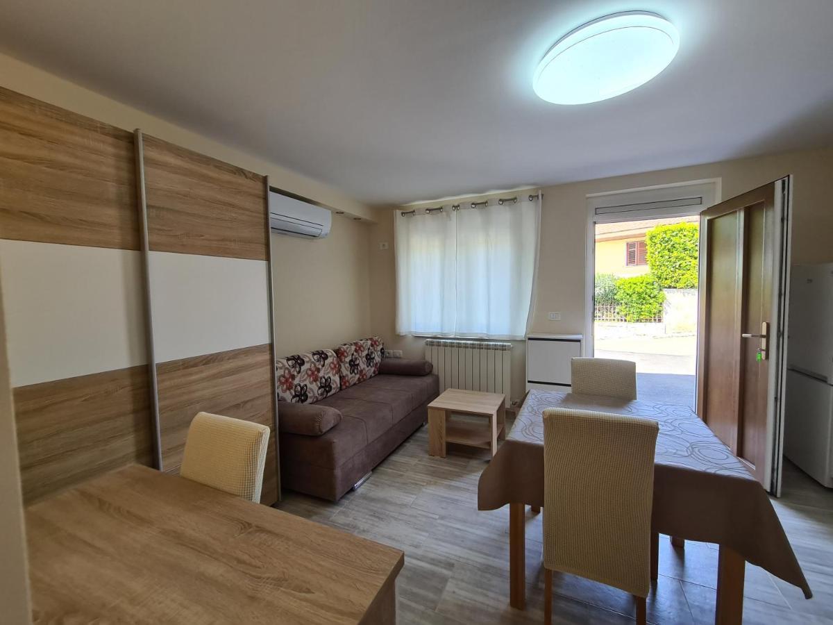Sunshine 2 Apartment