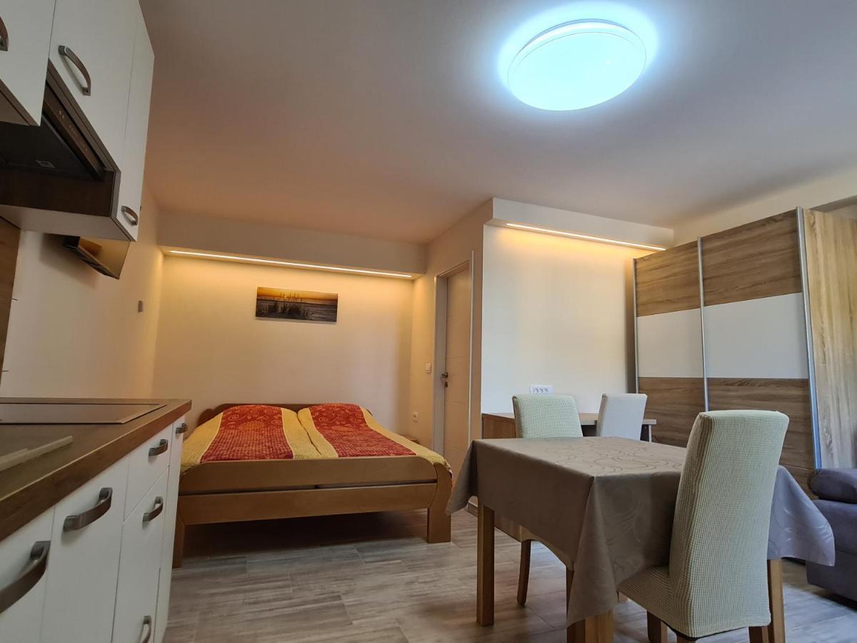 Appartement Sunshine 2 *